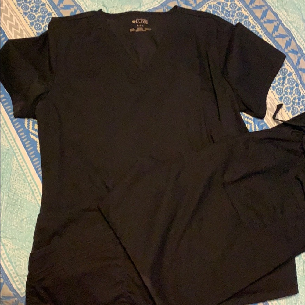 Cherokee Luxe scrub set black with tall pants